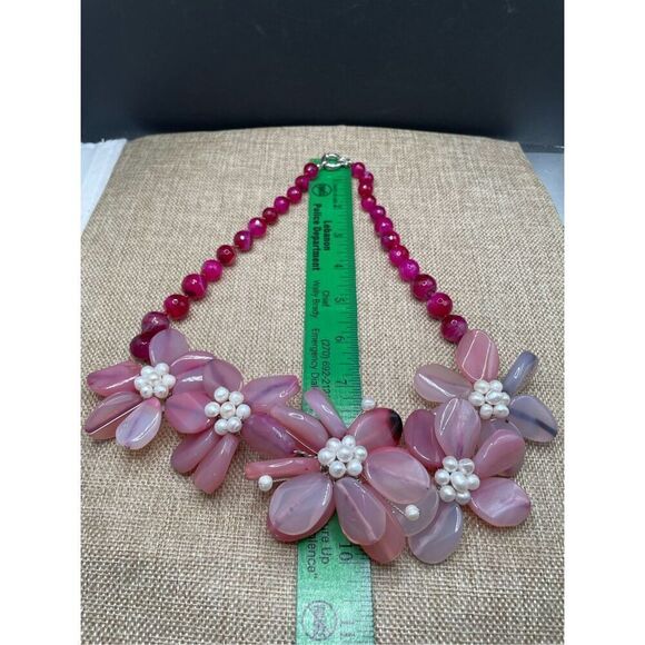 Vintage J. Crew Pinks Flower Necklace Pearls Beaded - Picture 5 of 8